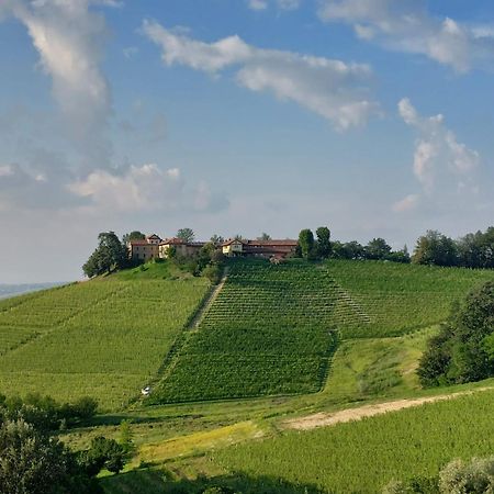 Tenuta Montanello B&B Castiglione Falletto Exterior foto